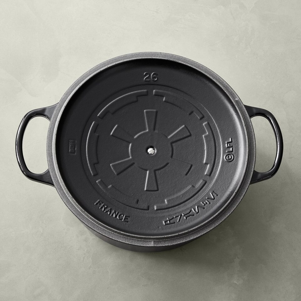 Le Creuset Enamelled Cast Iron Star Wars Darth Vader™ Round Dutch Oven, 5.2 L. Williams Sonoma AU